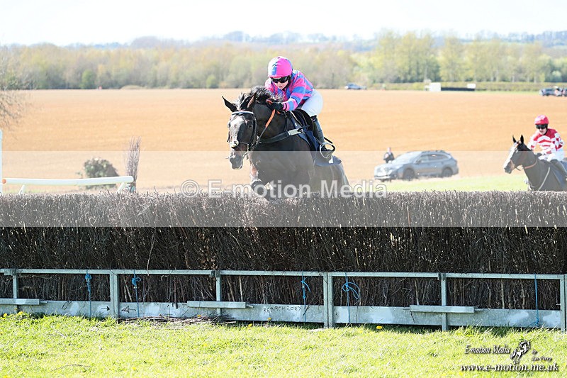 PtP 060426 327 - Paxford Races North Cotswold Easter Mon 06/04/26