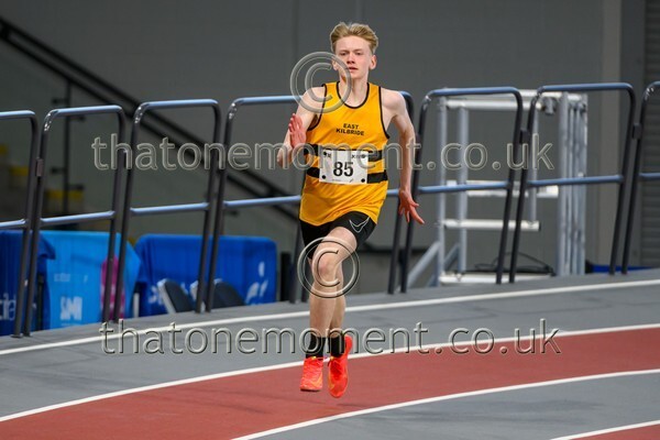 Age26SUN-927525 - Track Male Set One