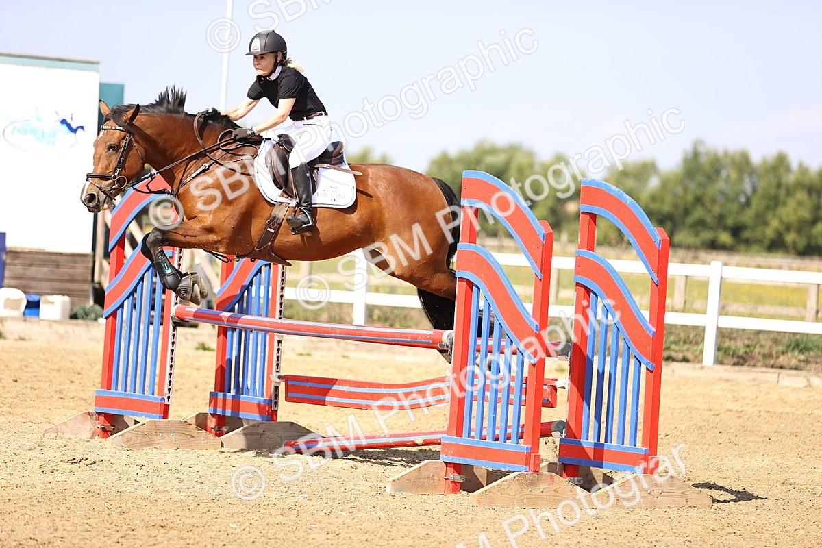 SBM_005732 - Class 9 - Senior British Novice - 90cm