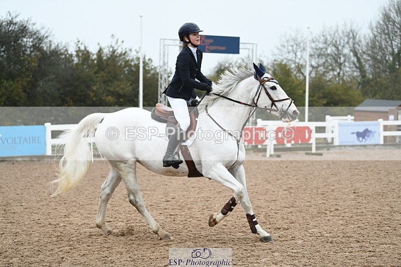 241103A-104618-07573 - SUN Cls 21 Snr Newcomers and 1.10m Open