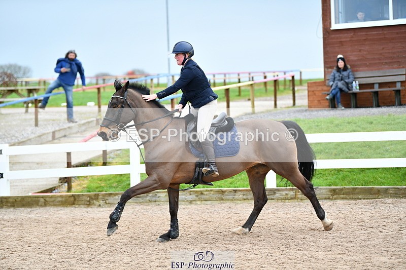 240316A-100921-02623 - Cls 20 British Novice and 90cm Open