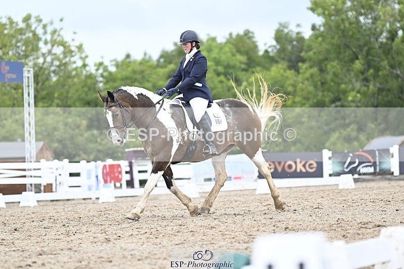 250907-123550-08053 - 080-Rebecca.MorrisSally.XIII