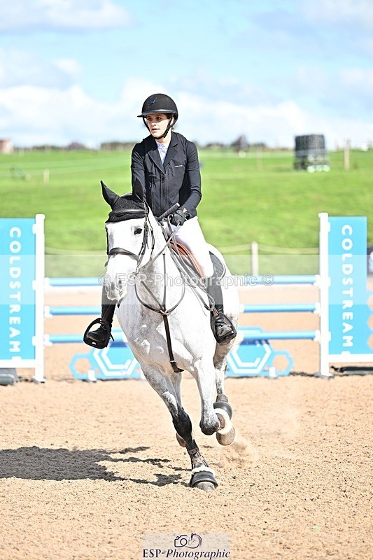 250924-131341-00376 - Cls 4 Newcomers and 1.10m Open