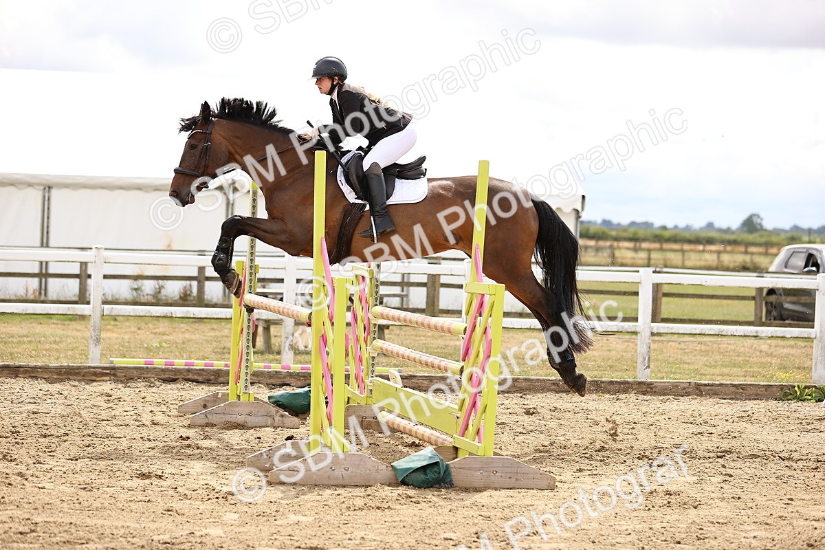 SBM_027004 - Class 13 - Senior Newcomers - 1.10m