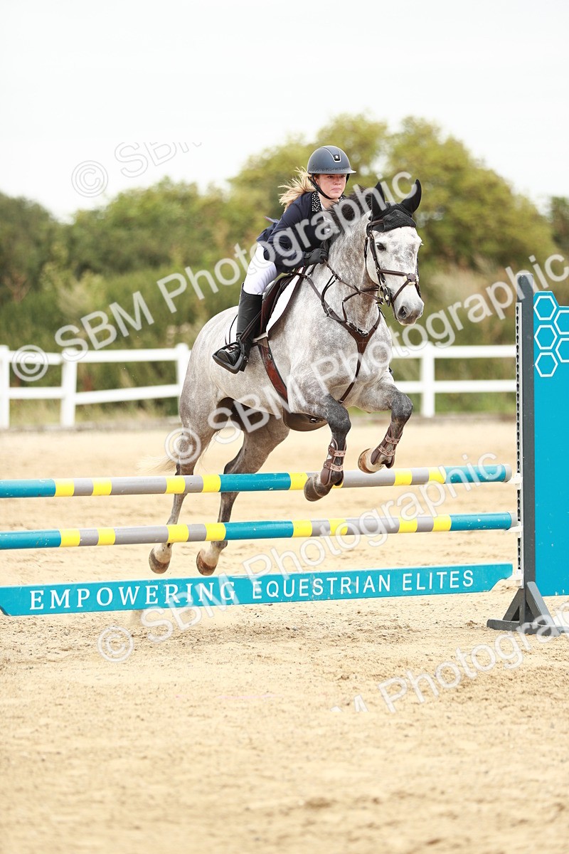 SBM_005054 - Class 2 - Senior British Novice - 90cm Open