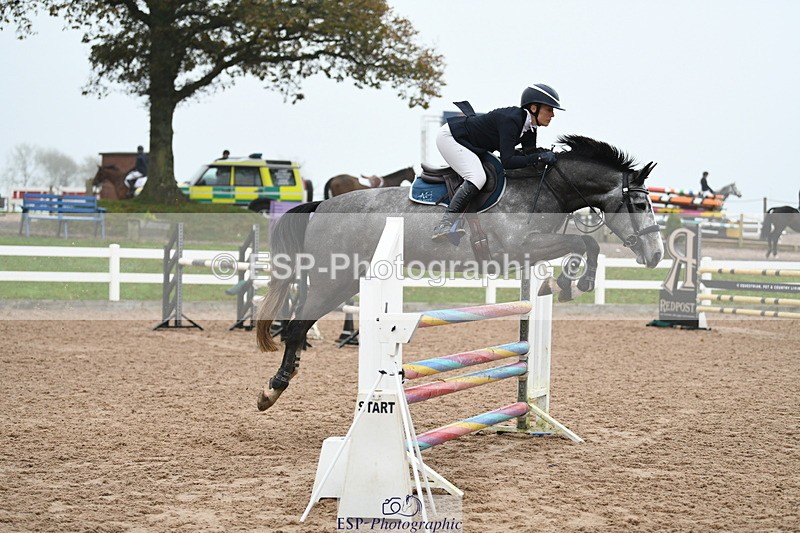 241103A-103425-07500 - SUN Cls 21 Snr Newcomers and 1.10m Open