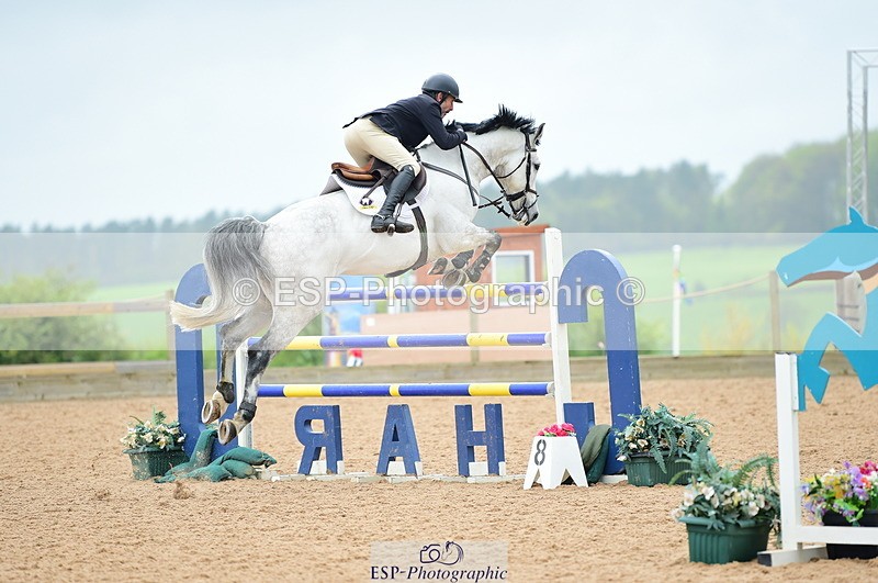 230505A-141212-04498 - Cls 22 Talent Seeker & 7 year old Quali