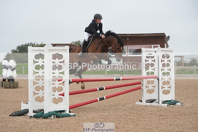 250920-115058-00815 - Cls 9 Pony Newcomers and 1m