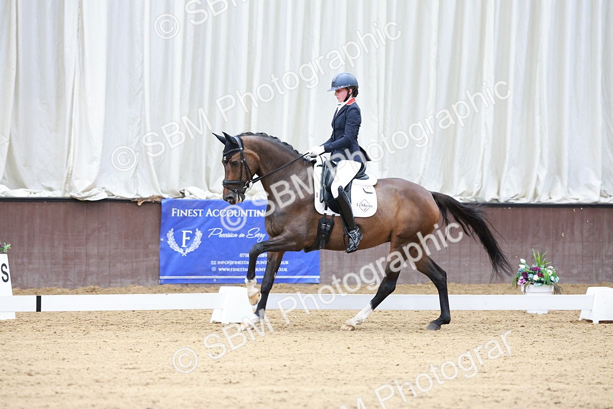 SBM_017847 - Class 15 - FEI Junior