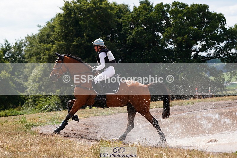 250802A-125818-04206 - B-082-Esther.Cook-GRANDISSIMO