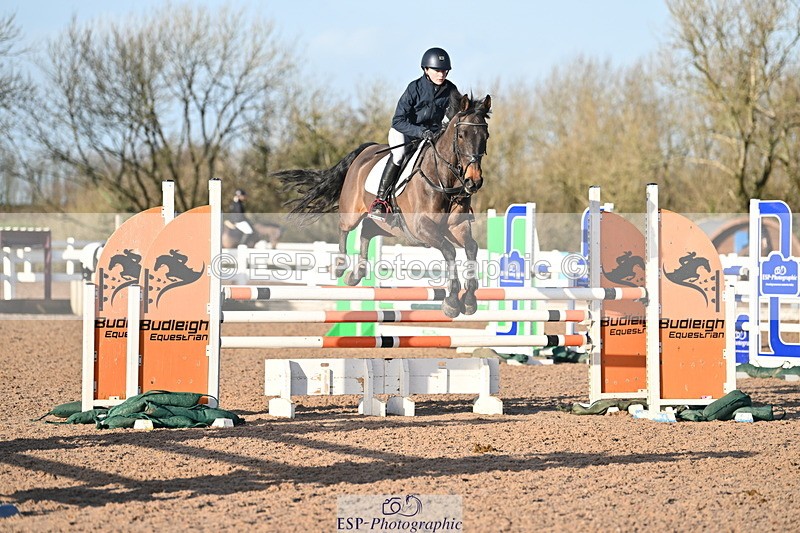 231210A-133850-02640 - Cls 20 Newcomers & 1.10m Open