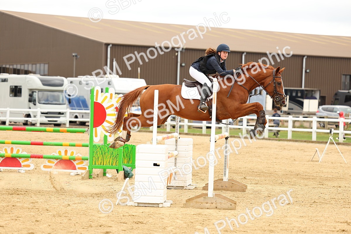 SBM_010081 - Class 3 - Senior Newcomers - 1.10m Open