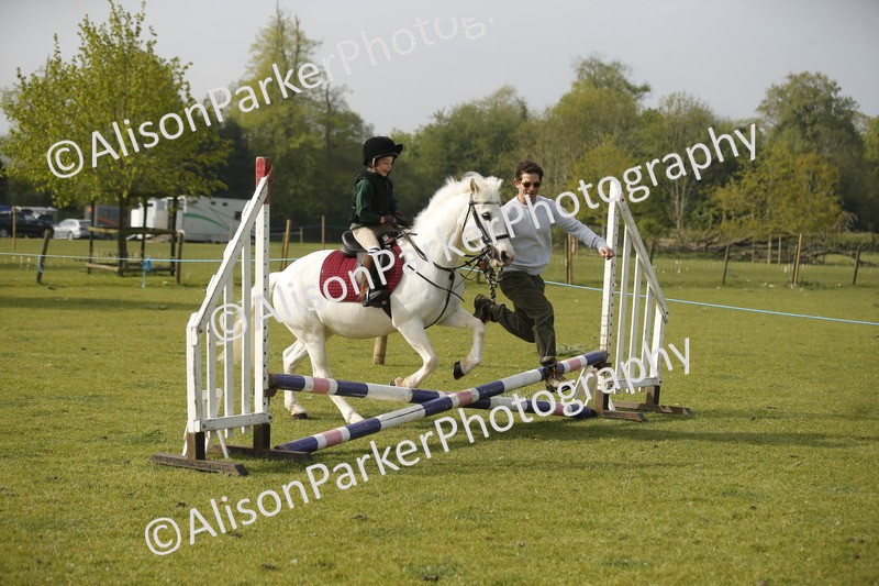 20260426-1000 - Class 1 - Mini Jumping - Lead rein or Assisted