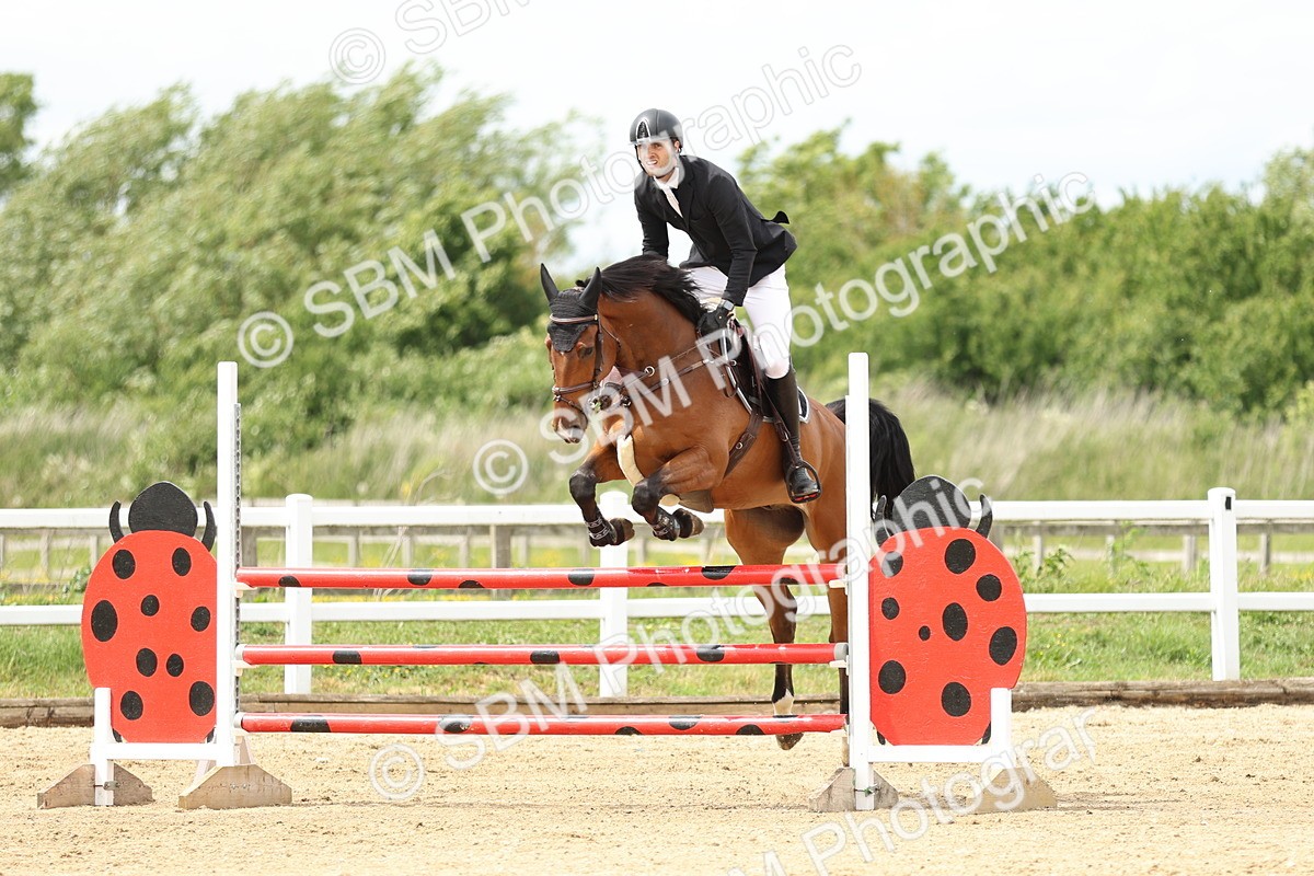 SBM_001081 - Class 4 - Senior Newcomers - 1.10m