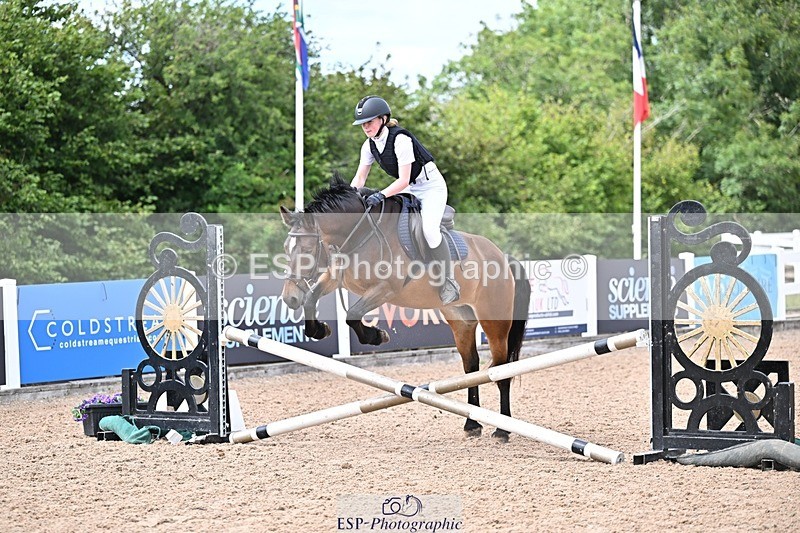 250729-150635-00078 - Clear Round and 60cm