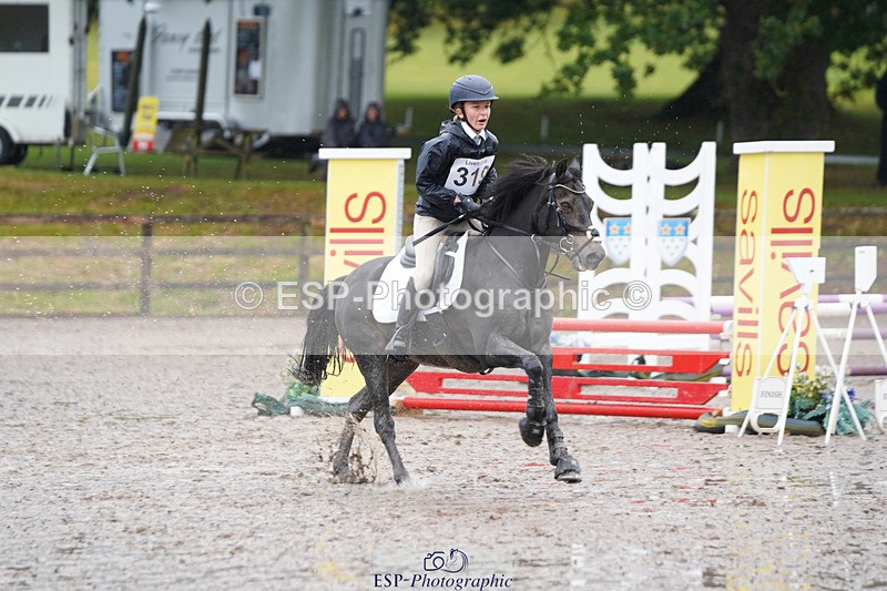 240824X-085520-20506 - 70cm Round 1 8.30 to 9.30