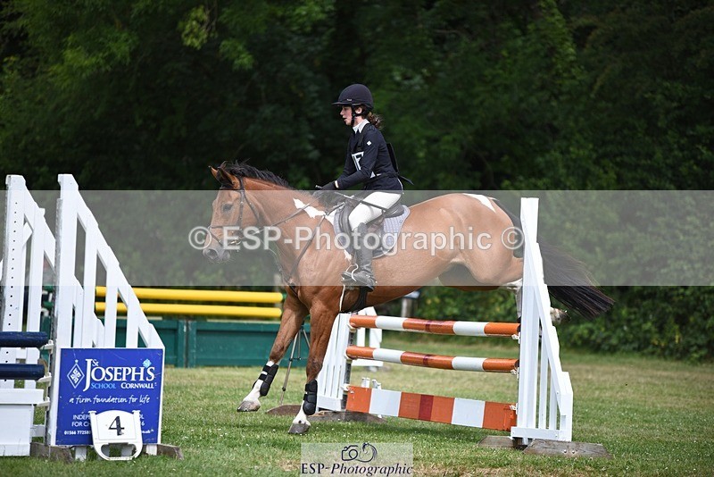 240630-114102-00455 - 913-Poppy_Stiles-Trevadlock_Jubilee_Blue