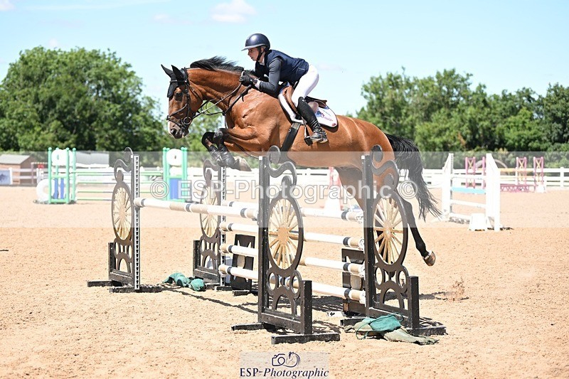 250709-134240-00919 - Cls 4 Snr Newcomers & Snr 1.10m