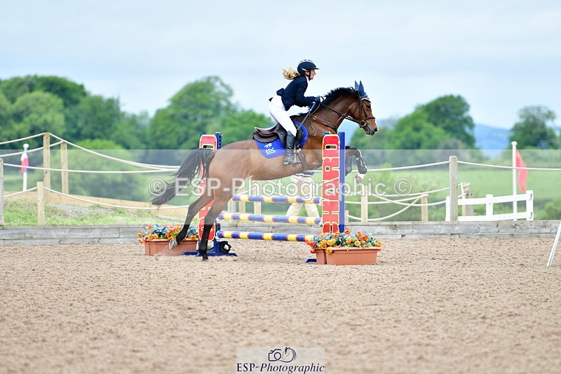 240523A-100817-00169 - Cls 9 British Novice and 90cm Open