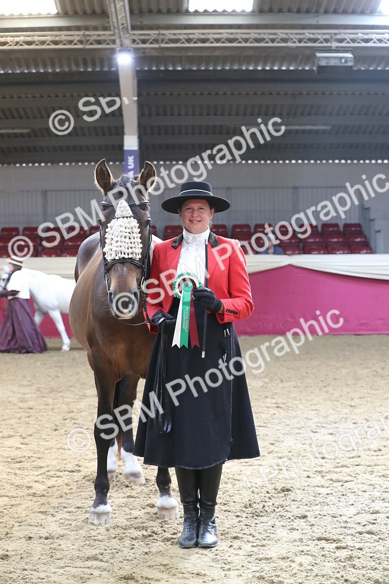 SBM_10843 - Class 103 IH Costume