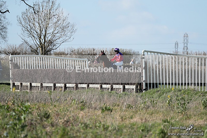 PtP 210326 314 - VWH Cirencester Races 21/03/26