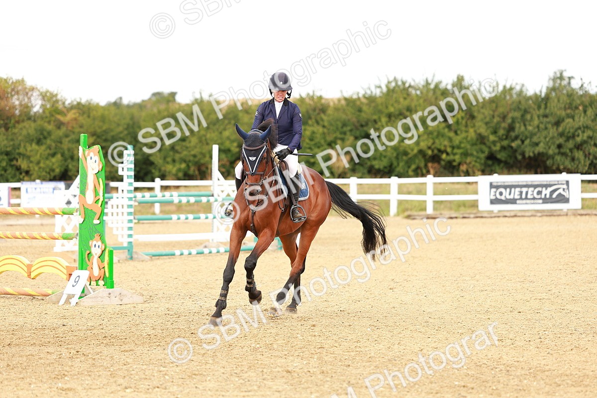 SBM_006805 - Class 4 - Senior British Newcomers - 1.10m
