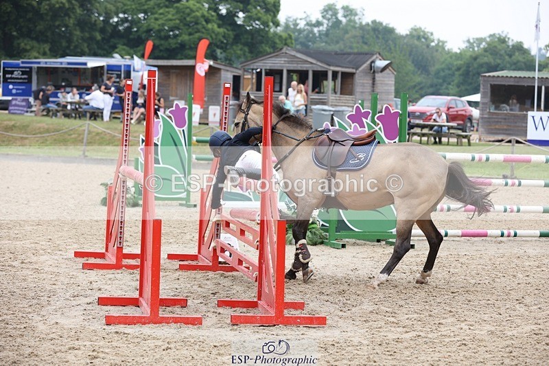 230618-101157-10005 - Cls 19 Pony Intro 1m