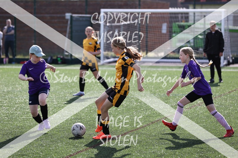 1DX30009 - Sun 14th U11 Girls
