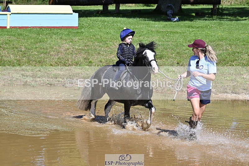 240728B-111530-01309 - Gemma's Group XC