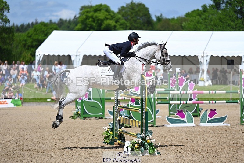 240525-132612-15365 - 421-ASK_FOR_MANCHIER-Tom_Jackson