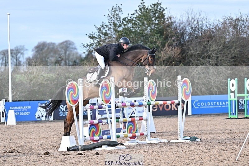 251126-125105-00531 - Cls 4 Newcomers and 1.10m