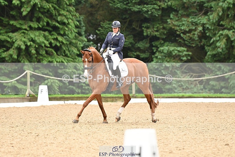 240811-102904-04756 - 156-Stacey.Escrig-Joie.De.Vivre