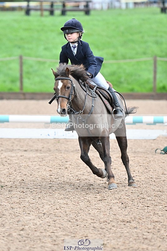 231029A-093055-02414 - 60cm Club and Schools