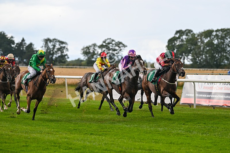 290825-Race 1-Sandret-8080 - Race 1