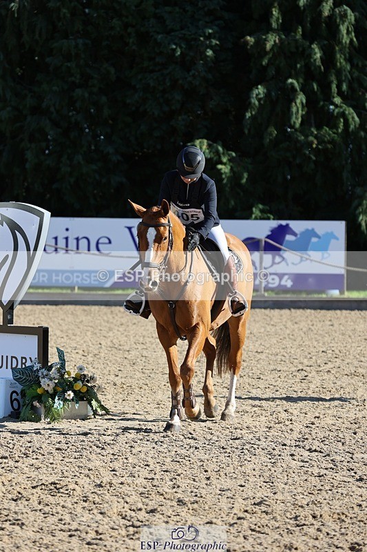 241027-113546-16872 - 405-Lucy.Strong-ON.PLANET.MARS