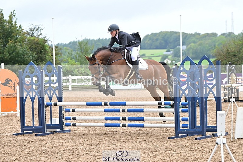 240925A-110429-00189 - Cls 1 British Novice and 90cm Open