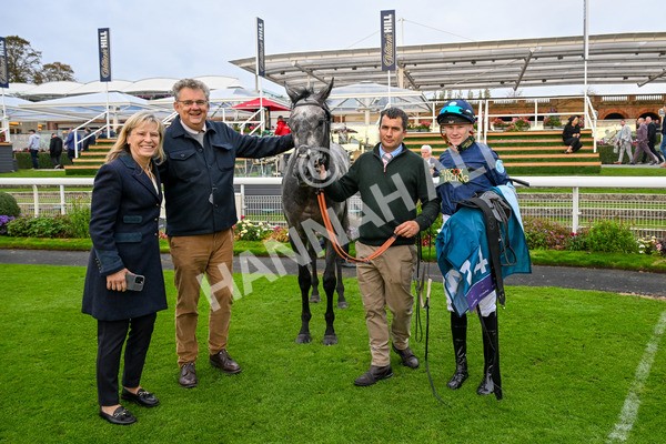 101025-Race 7-Sky Advocate-0573 - Race 7 PJ Staffing Group Apprentice Handicap at York