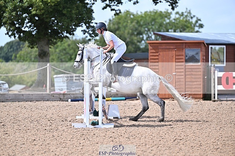 250826-143309-00006 - Clear Round and 60cm