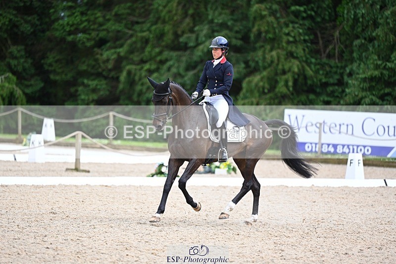 240524-160221-10683 - 540-OPPOSITION_HERALDIK_GIRL-Kirsty_Chabert