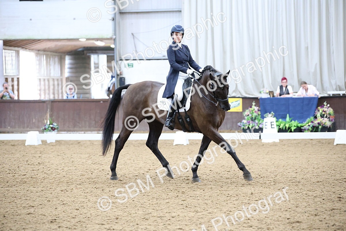 SBM_004706 - Class 9 - FEI Inter 1 Gold - 16.59-17.47