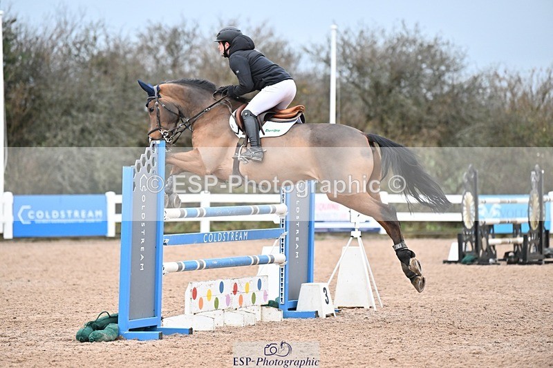 241206-142352-01093 - Cls 6 Foxhunter and 1.20m Open