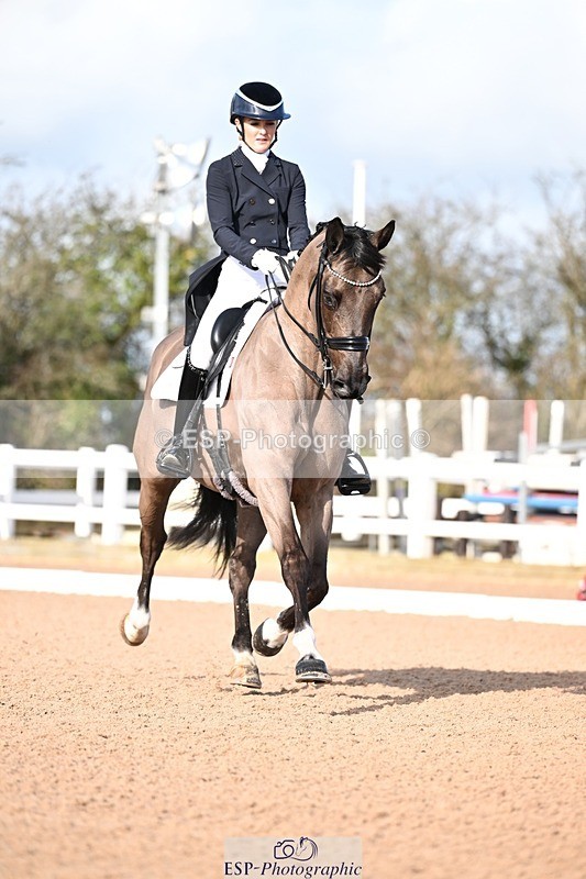 260213-114204-01555 - 017-Holly.Kerslake