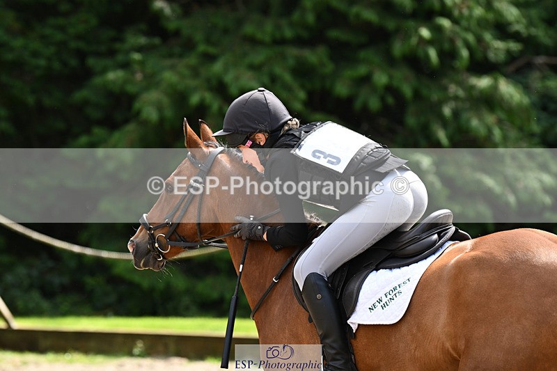 240824X-124857-25634 - 70cm Jump Off