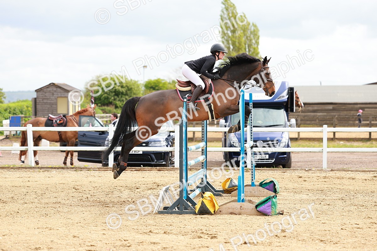 SBM_002504 - Class 10 - Senior Newcomers - 1.10m