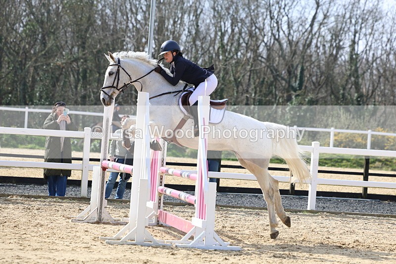 3E7A6635 - Class 4: Senior British Novice/90cm open