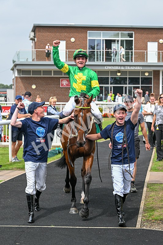 250725-Graham Lee IJF Stable Staff Stakes-F-4040 - The Graham Lee IJF Fund Stable Staff Stakes