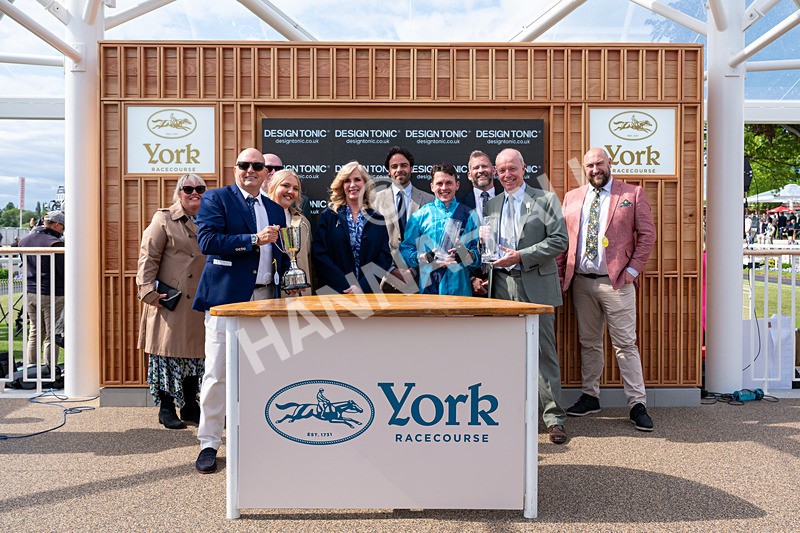 150526-Race 4-Love A Giggle-2781 - Race 4 3.30pm Design Tonic Out Of This World Spaces At The Races EBF Marygate Fillies' Stakes