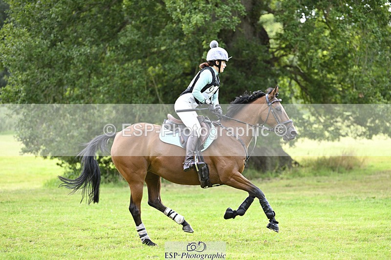 240825X-171608-37699 - 80cm XC 16.30 to 17.30