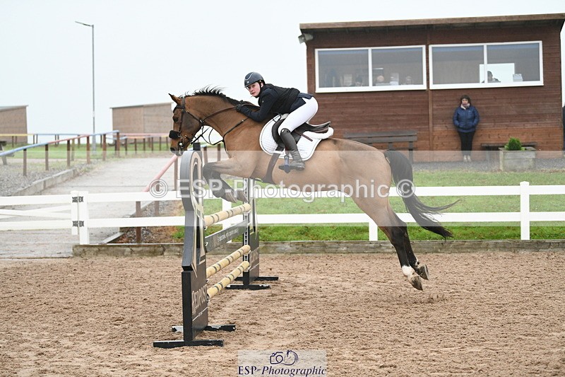 241103A-111612-07735 - SUN Cls 21 Snr Newcomers and 1.10m Open