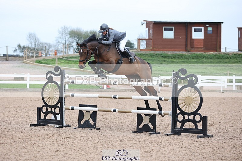 241101A-153456-03040 - FRI Cls 7 Blue Chip Grade B&C Jump Off